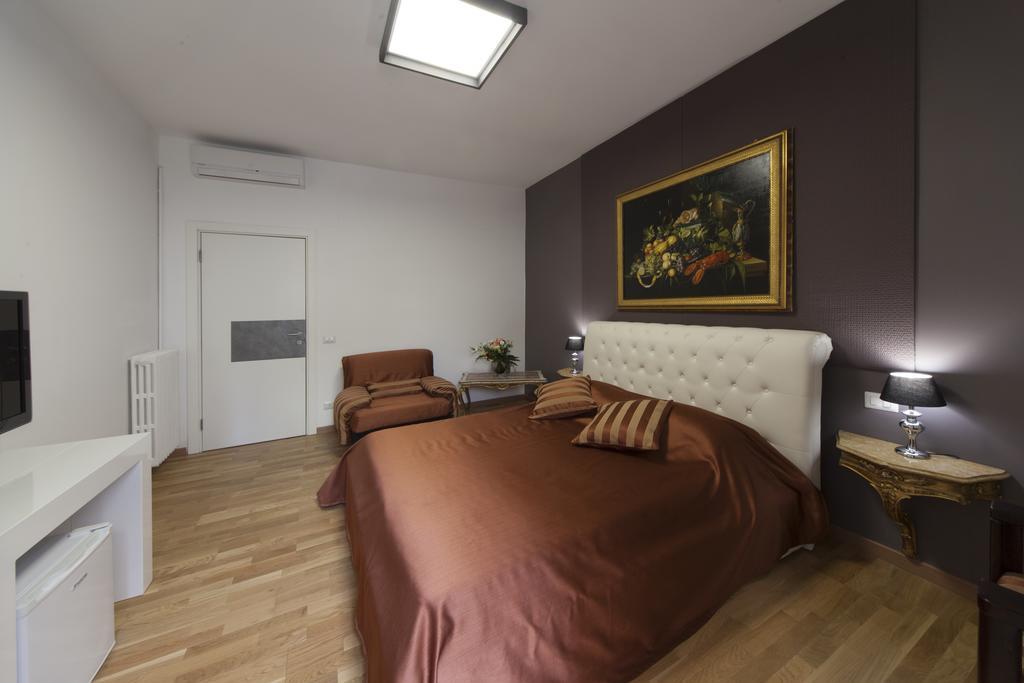 Astoria Golden House Pensionat *