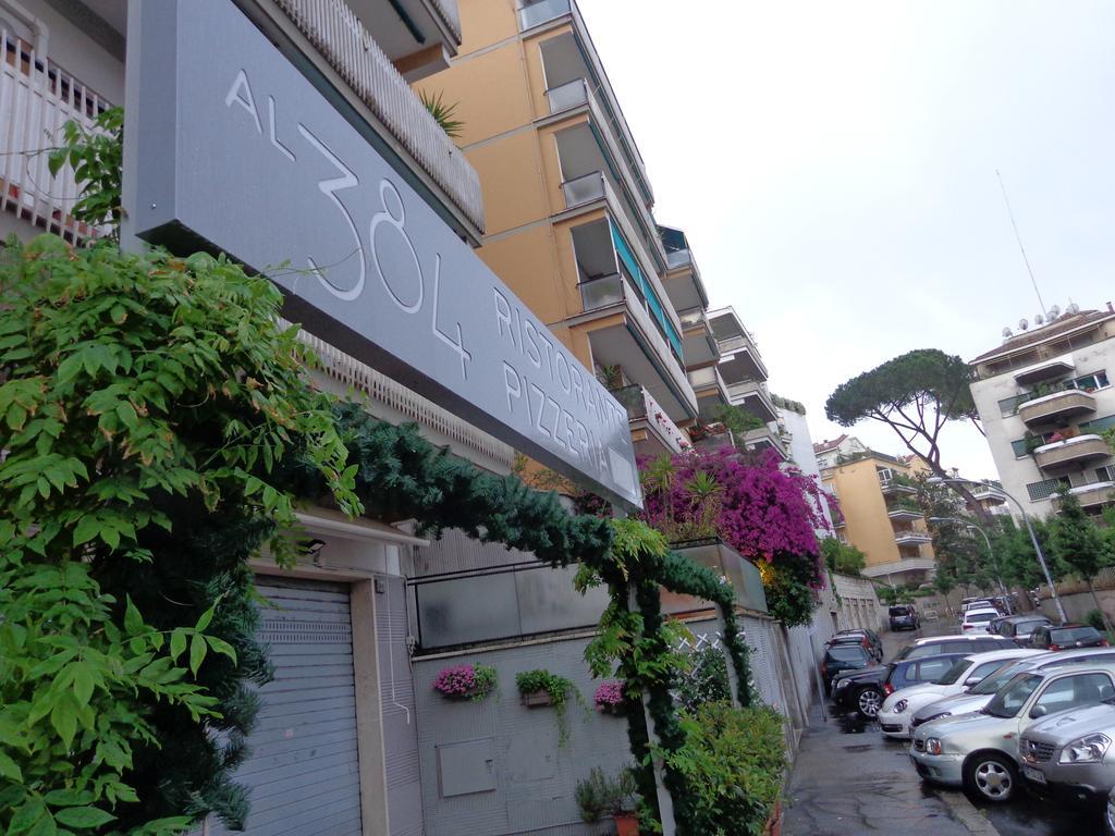 Pensionat Astoria Golden House